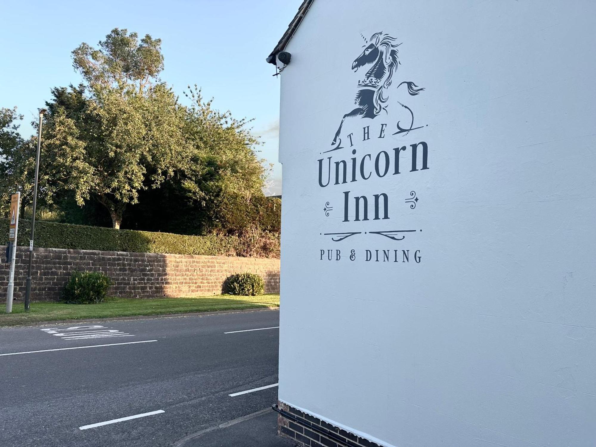Newton Solney The Unicorn Inn מראה חיצוני תמונה